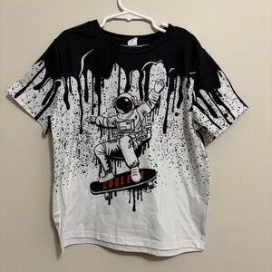 SHEIN Black and White Astronaut Kids Tee Boys 8Y